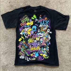 Disney WOMENS black graphic tee characters S